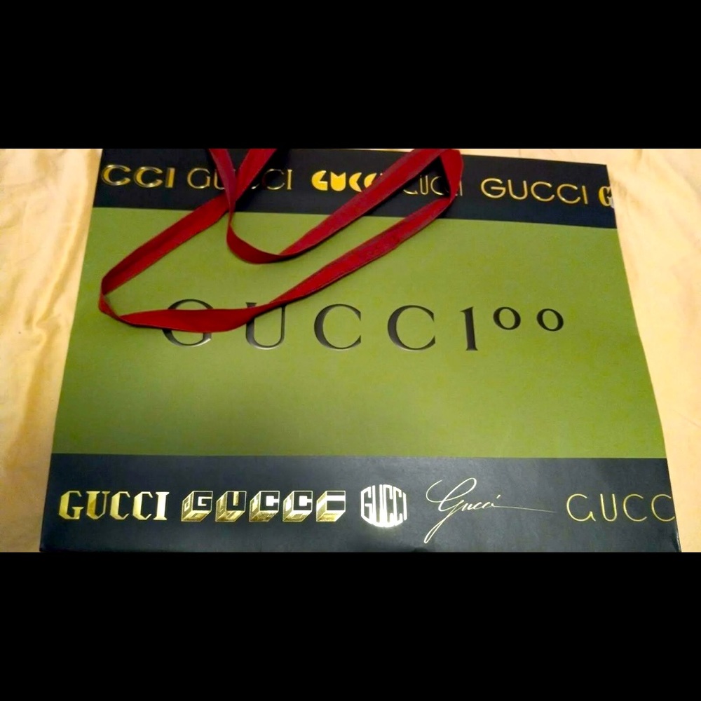 Green Gucci shopping bag